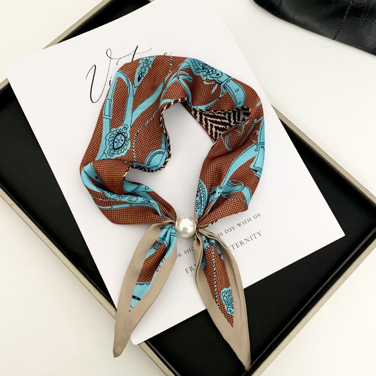 Women'S Accessories For Neck - Элегантный жемчужный магнитный шарф в корейском