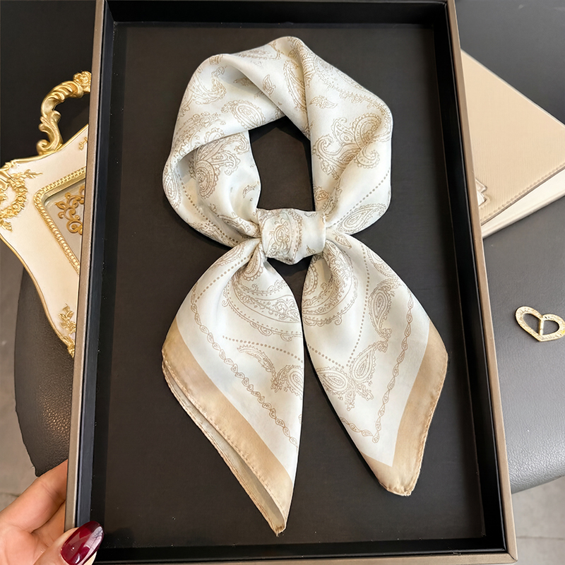 Винтажный бежевый квадратный п – обзор и цена Silk Scarf Square