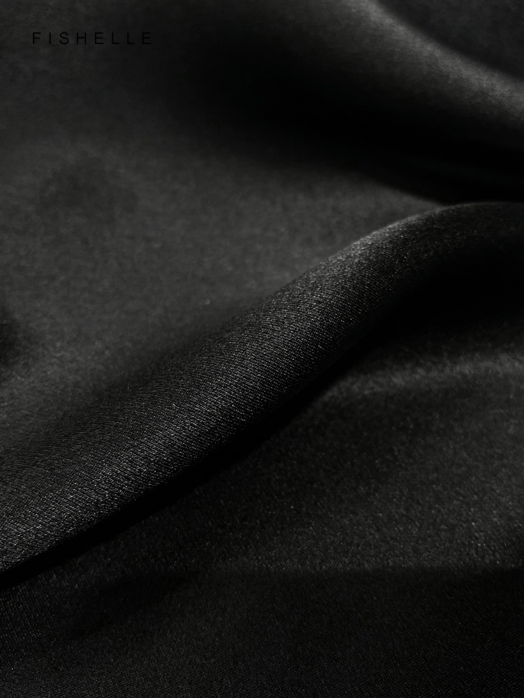 Однотонный черный шарф из чист – обзор и цена Silk Scarf Square